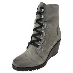 NWB-Sorel After Hours Lace waterproof boots